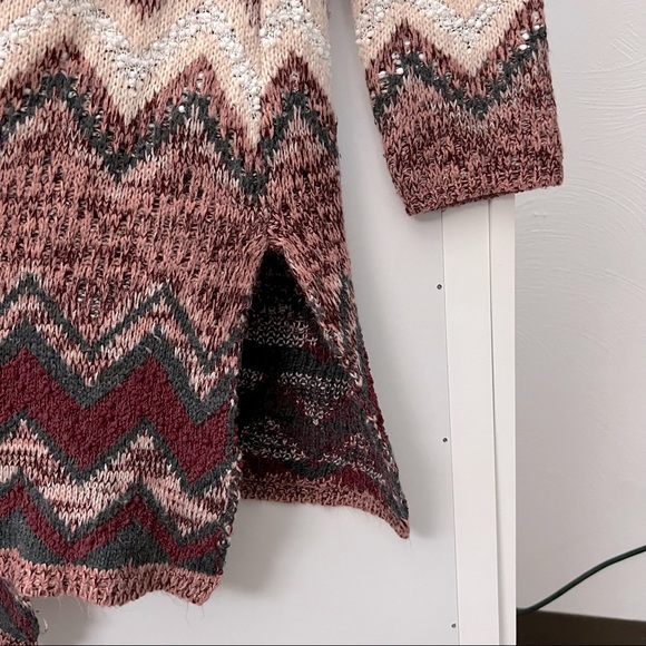 Hannah Cardigan - Picture 3 of 5